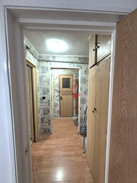 Parcul Circului Grigore Moisil Apartament decomandat et.1/10